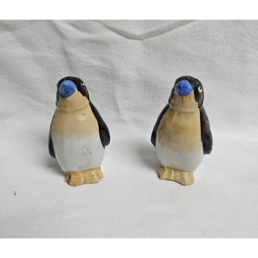 Vintage Penguin Salt And Pepper Shakers Japan